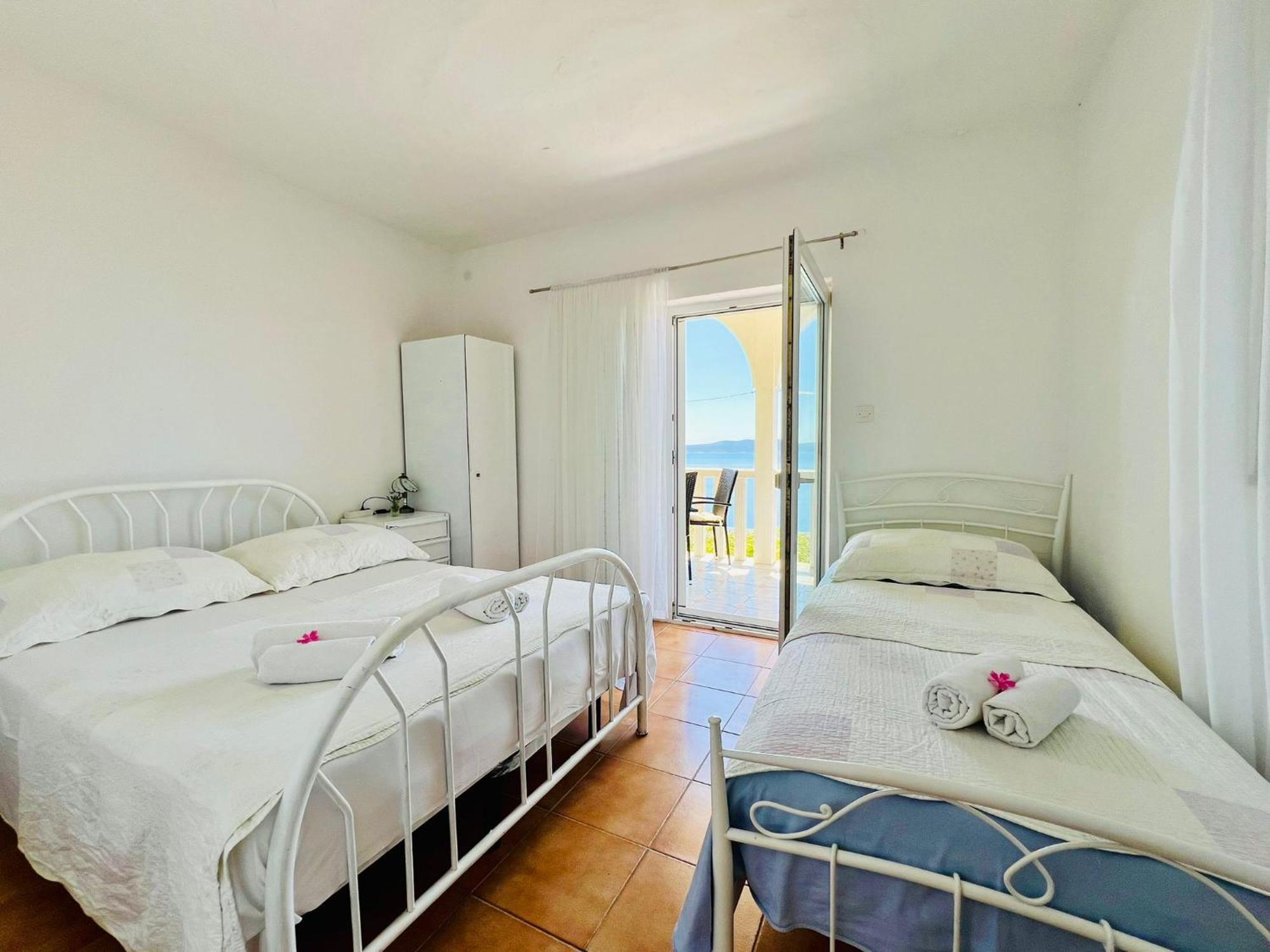 Apartment Bim Pisak Luaran gambar